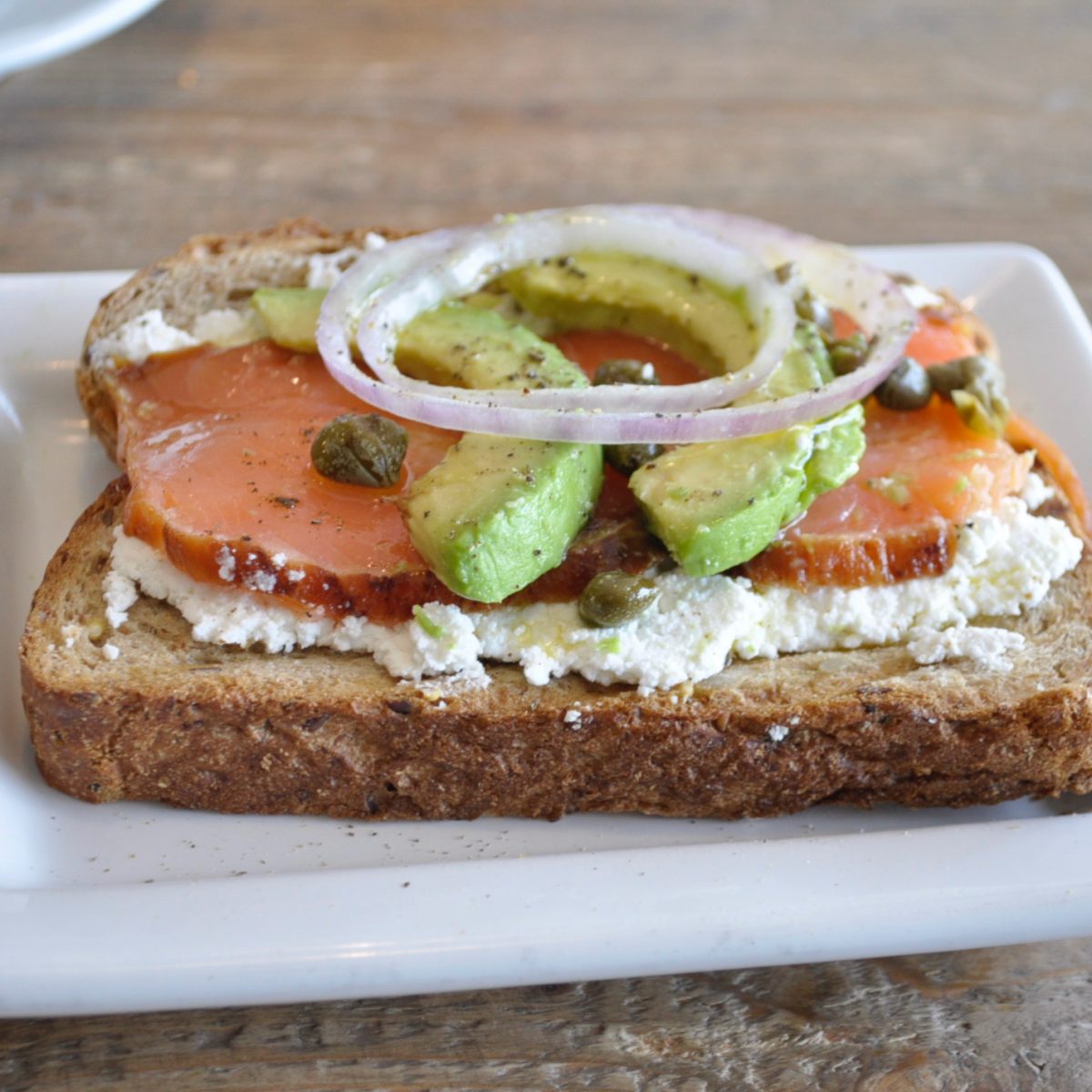 Smoked salmon toast